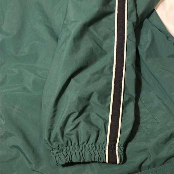 University of Florida Gators Green Pullover V-Neck Jacket - Picture 6 of 11